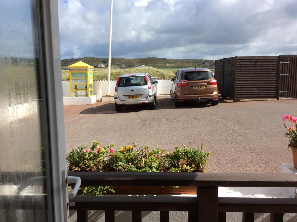 Discovery Bay St Ouen's Exterior photo